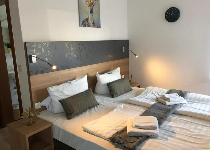 Berghof By 42 Hotell